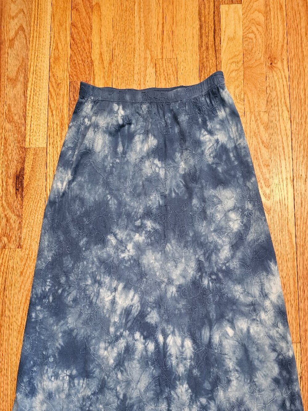 J. JILL A-Line Tie Dye Embroidered skirt